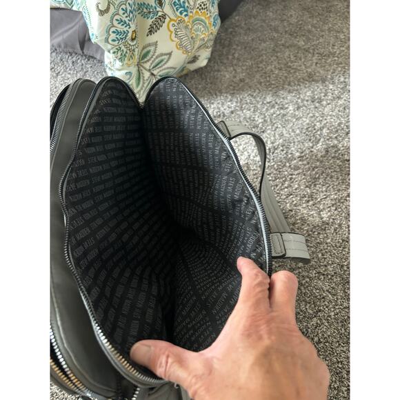 Steve Madden ladies travel/work tote/computer bag in grey diamond quilted NWOT - Picture 7 of 9